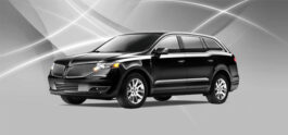 Lincoln MKT 4