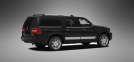 Lincoln Navigator back