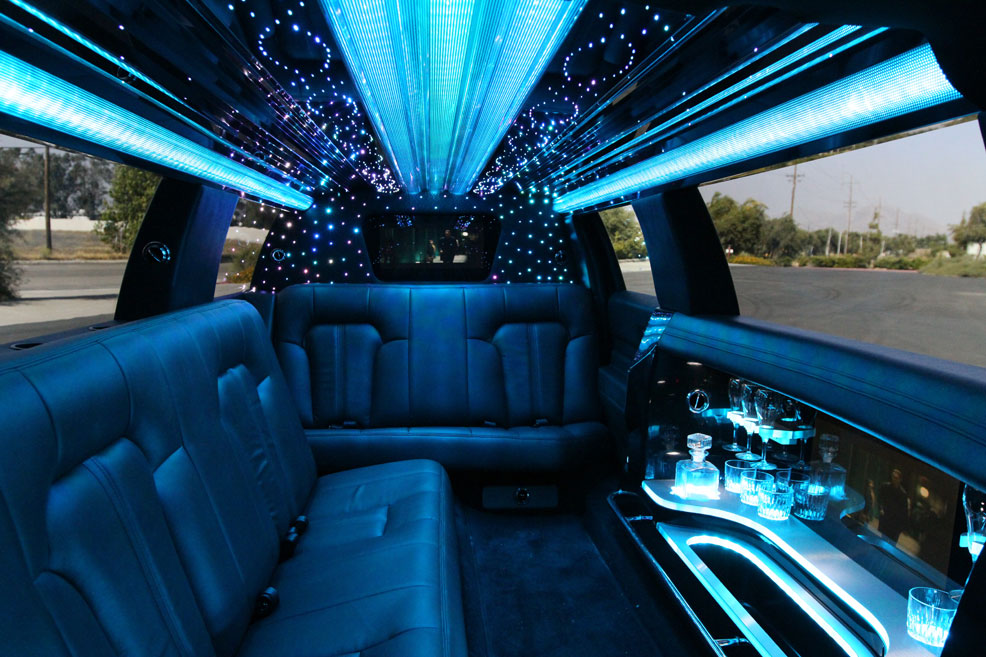 lincoln mkt limousine lone star executive limo. 